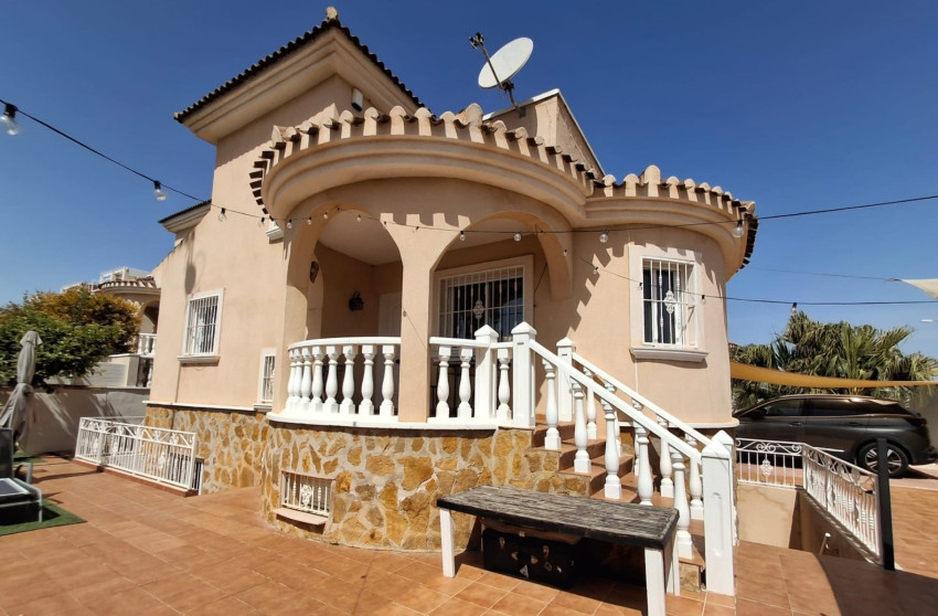 Resale - Detached Villa - Ciudad Quesada - Doña Pepa
