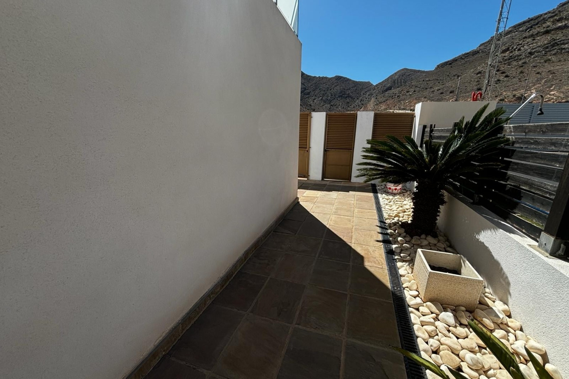 Resale - Detached Villa - Cox - Cox - Country