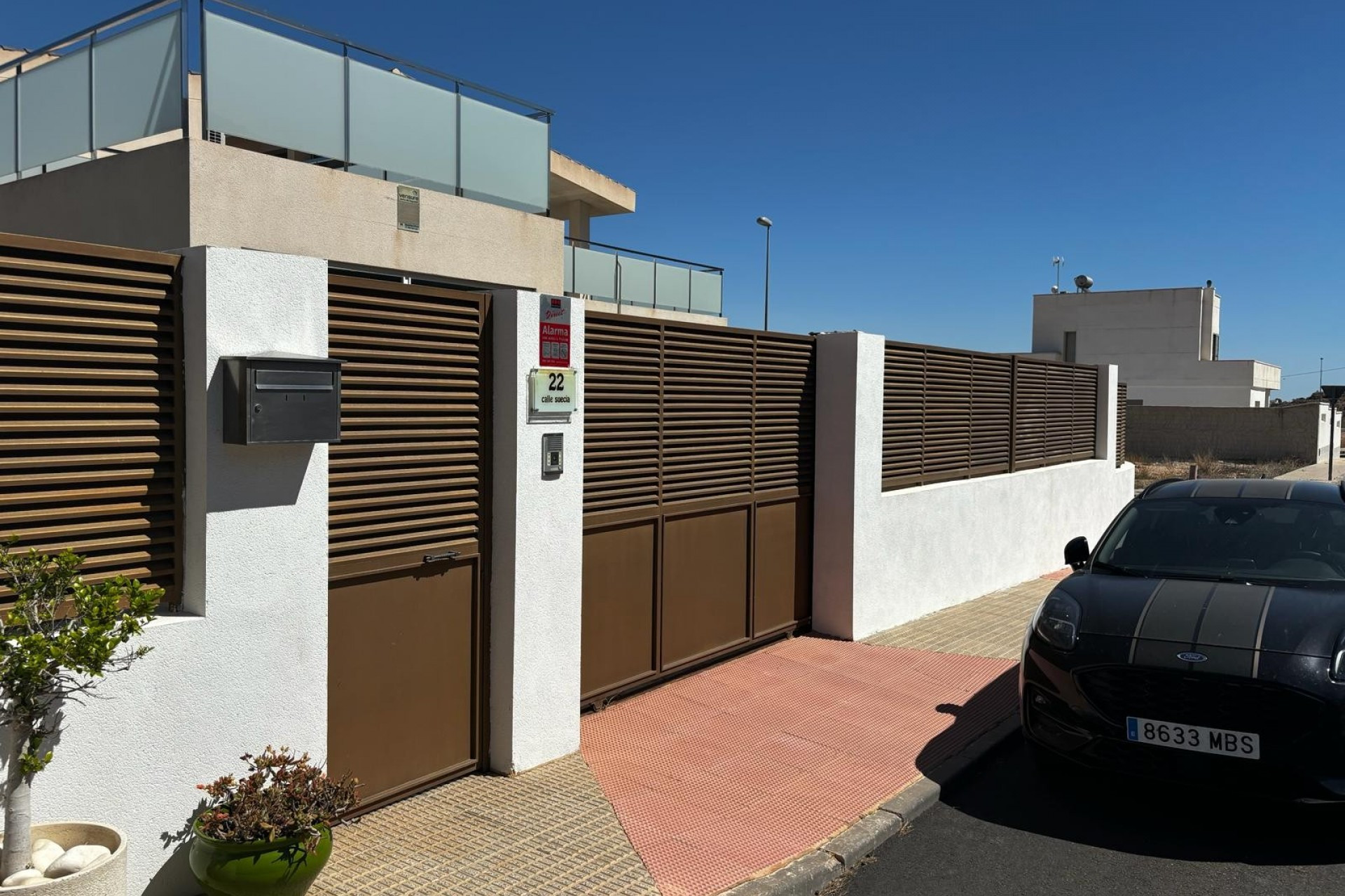 Resale - Detached Villa - Cox - Cox - Country