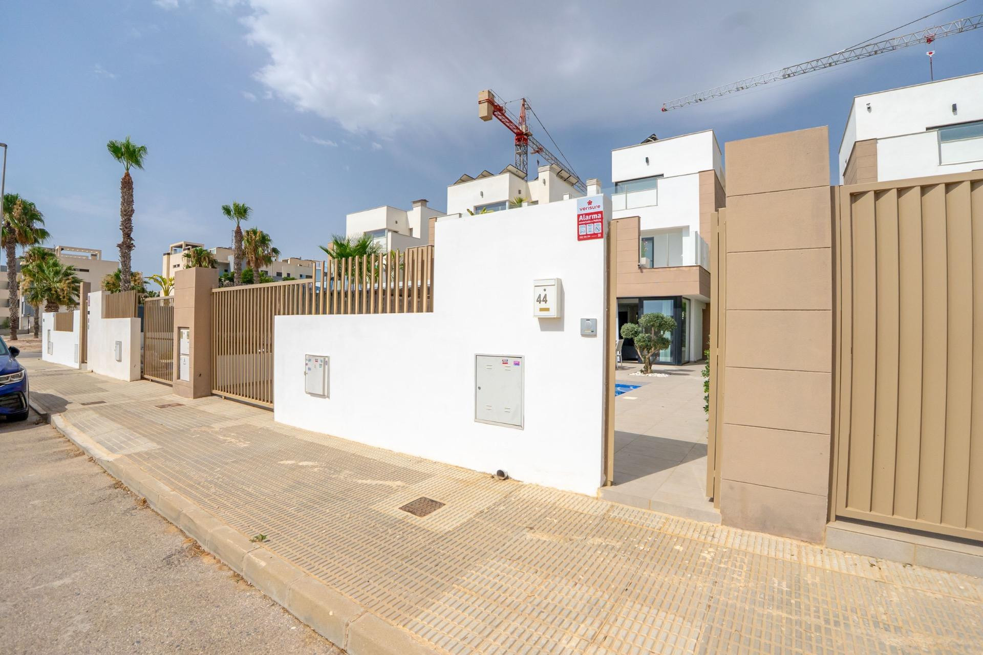 Resale - Detached Villa - Guardamar del Segura - El Raso