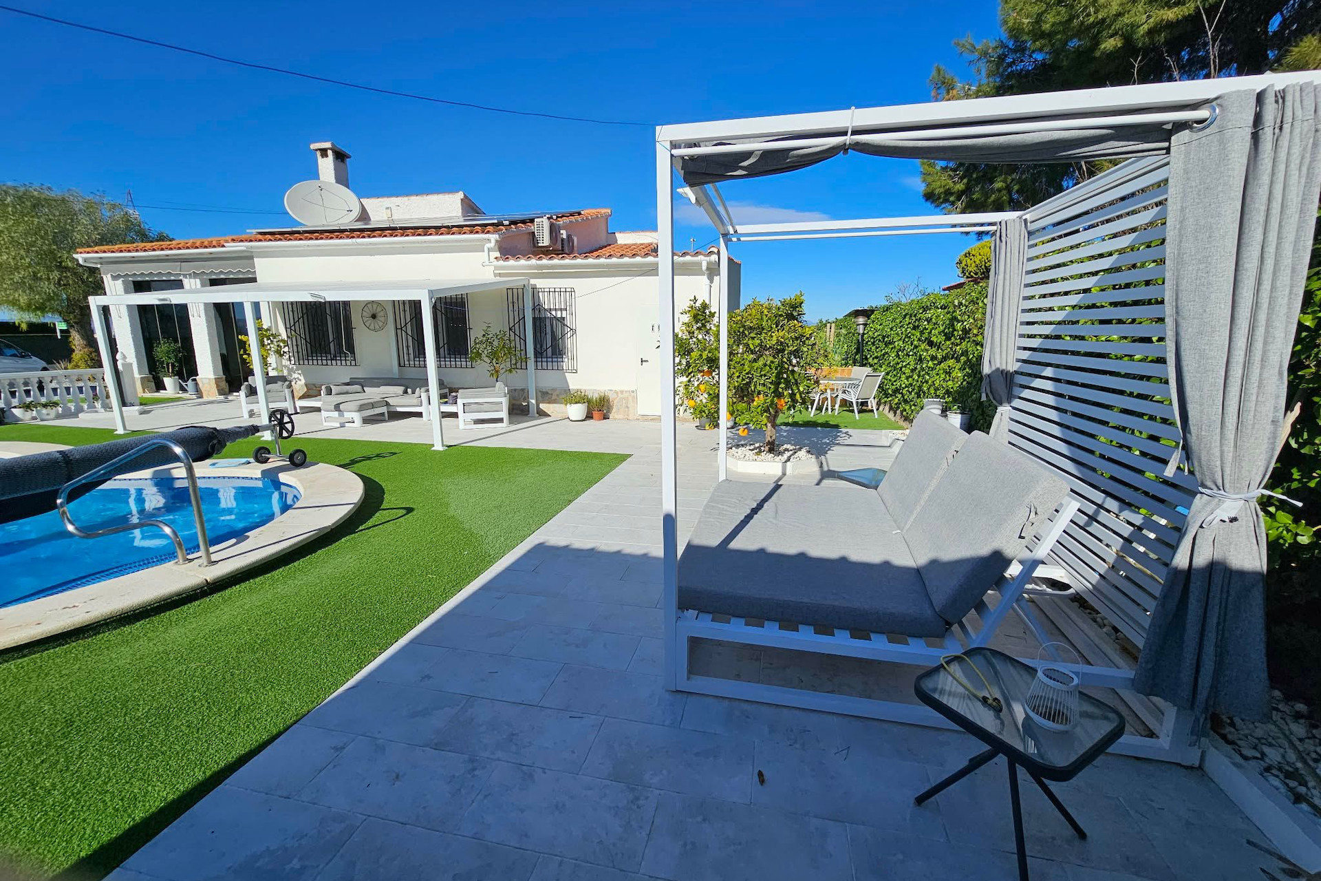 Resale - Detached Villa - La Marina - La Marina - Urbanization