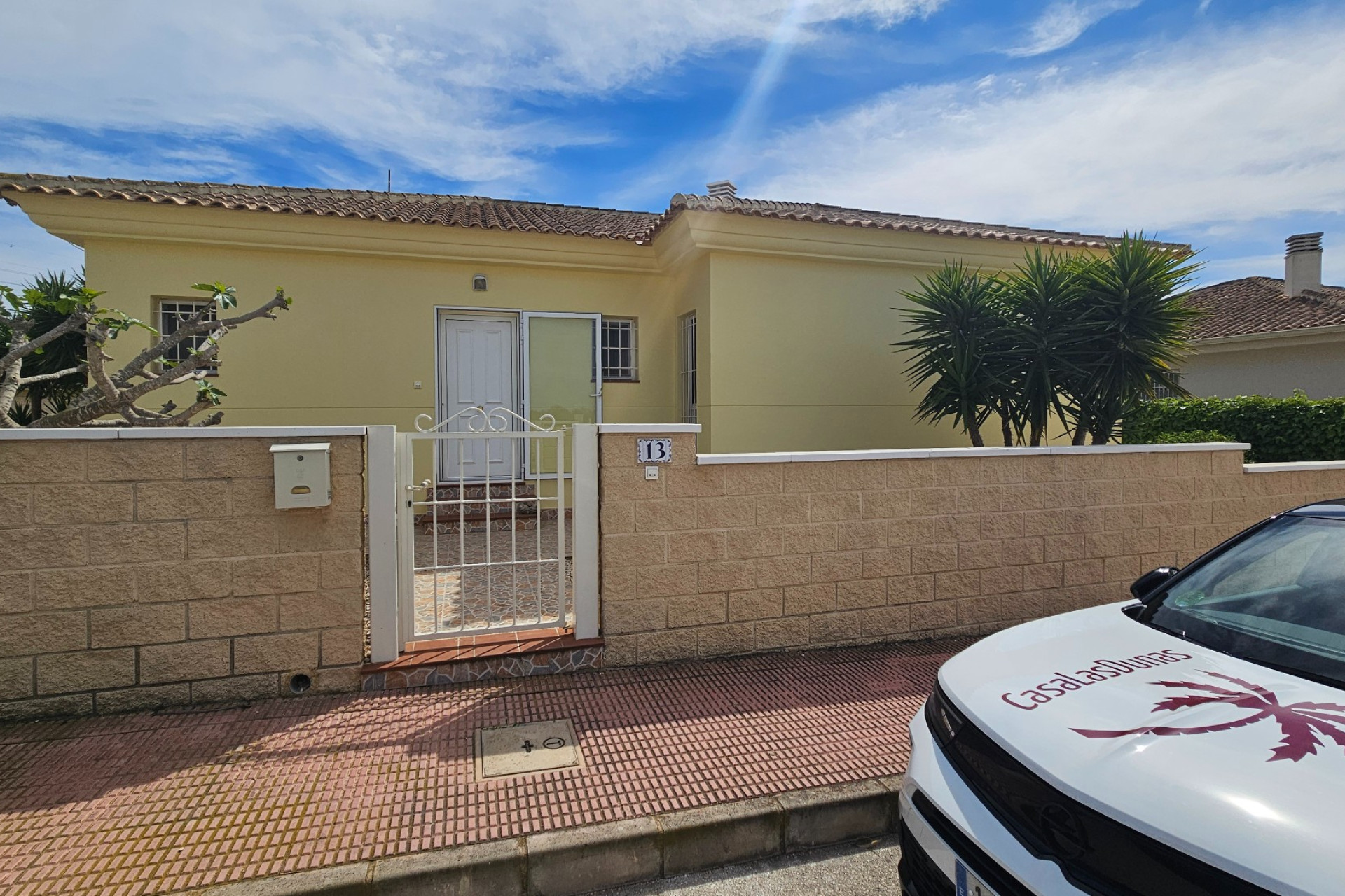 Resale - Detached Villa - La Marina - La Marina - Urbanization