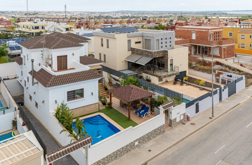 Resale - Detached Villa - Los Montesinos - La Herrada