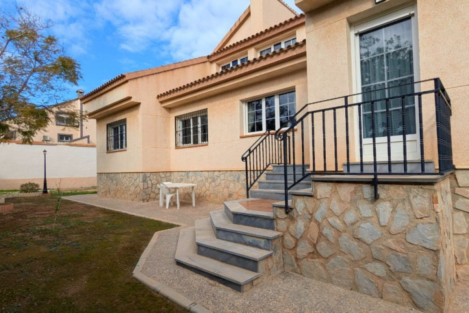 Resale - Detached Villa - Mil Palmeras