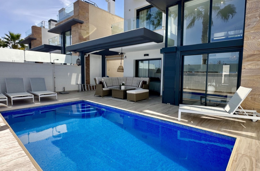 Resale - Detached Villa - Orihuela Costa - Lomas de Cabo Roig