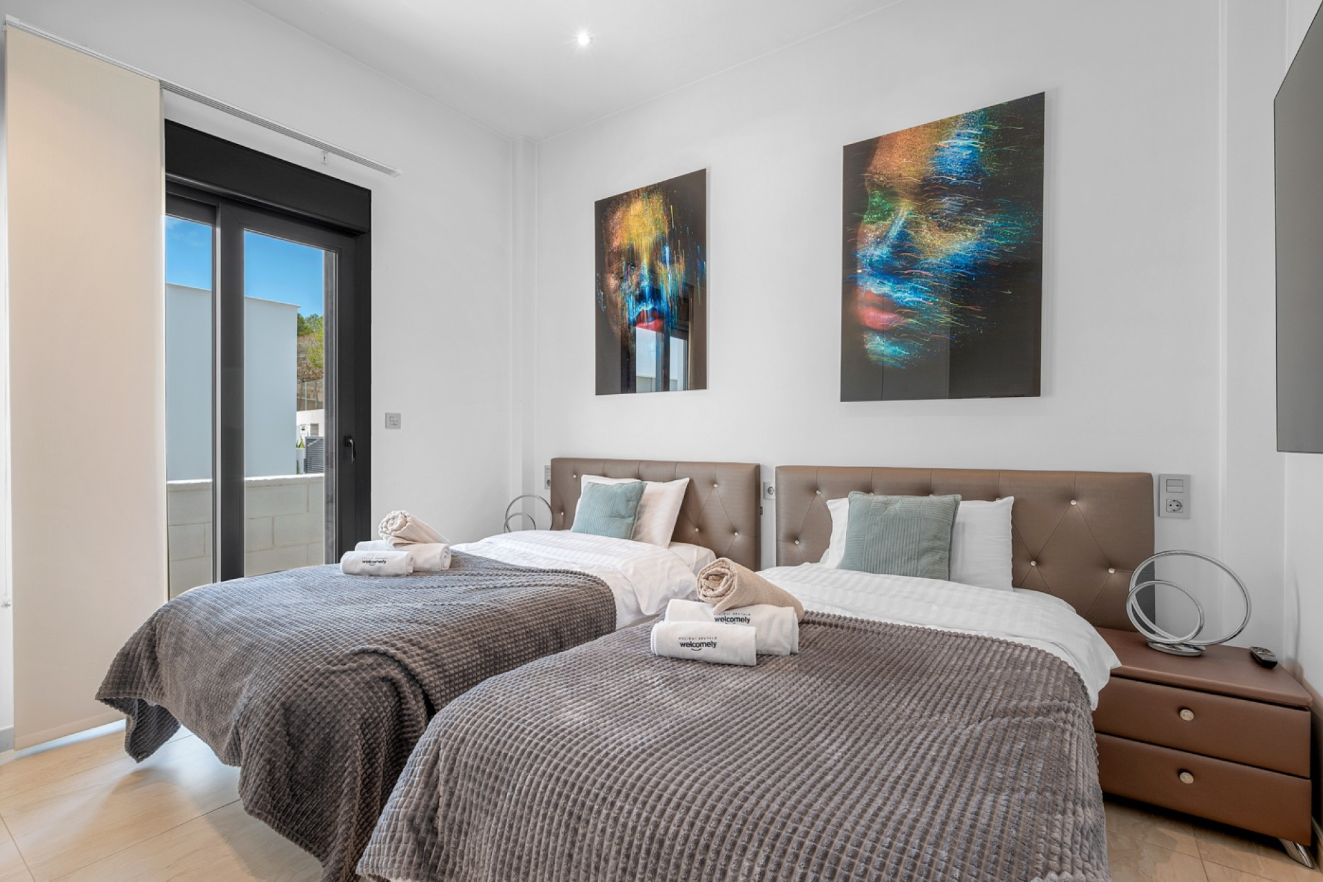 Resale - Detached Villa - Orihuela Costa - Villamartin