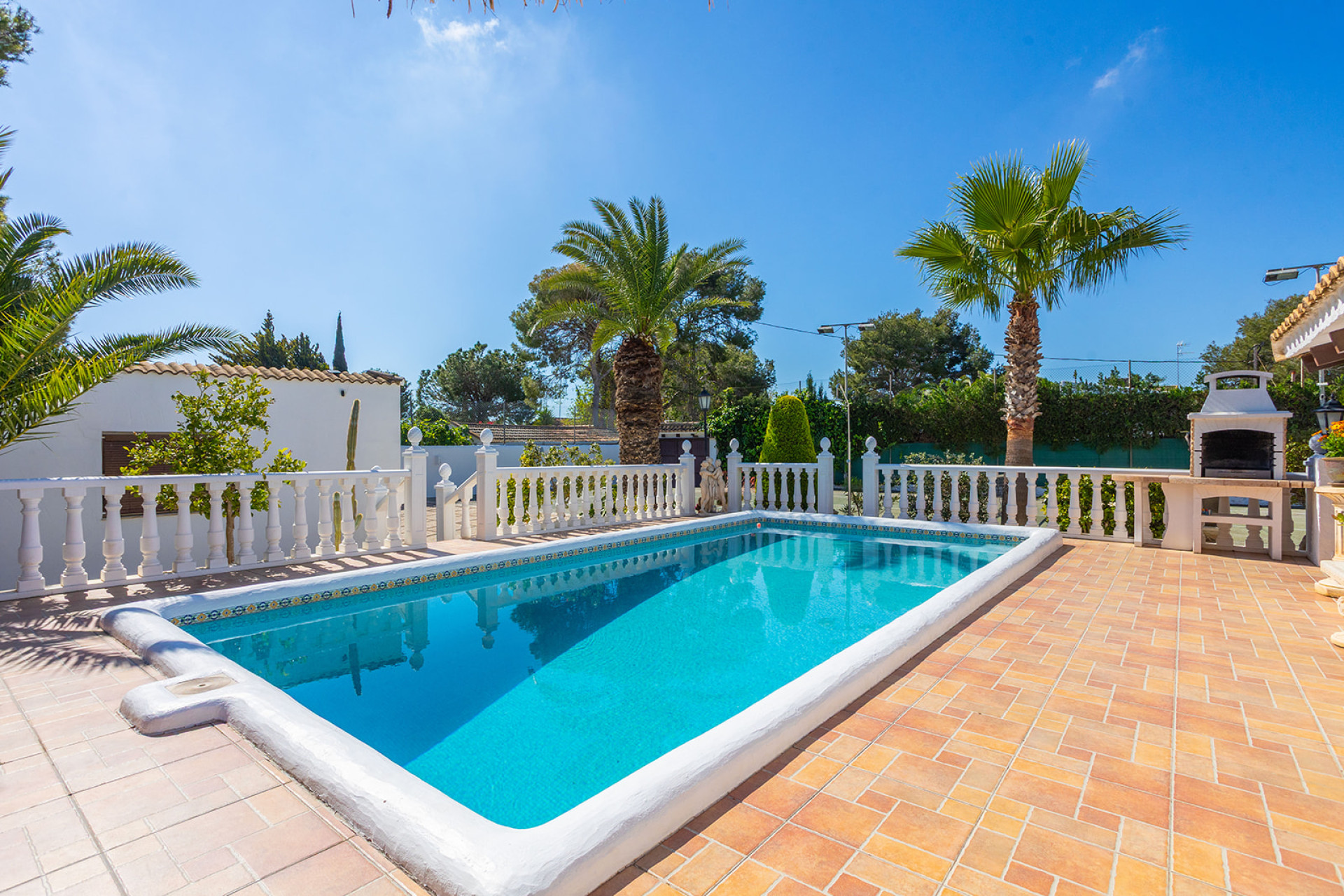 Resale - Detached Villa - Orihuela Costa - Villamartin
