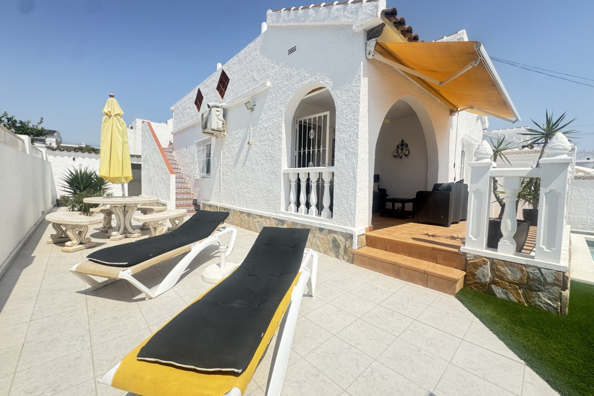 Resale - Detached Villa - Orihuela Costa - Villamartin