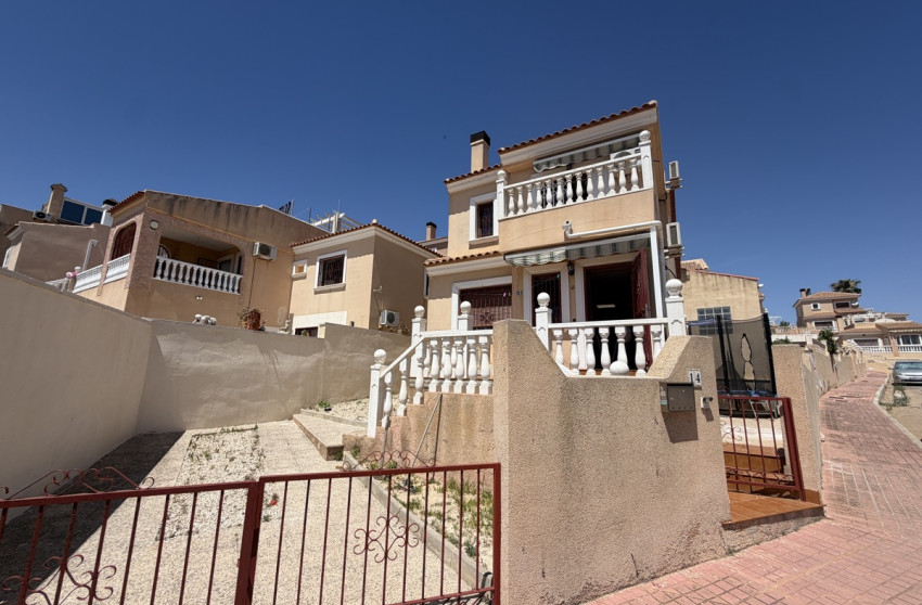Resale - Detached Villa - Orihuela Costa - Villamartin