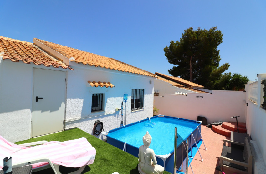 Resale - Detached Villa - Orihuela Costa - Villamartin