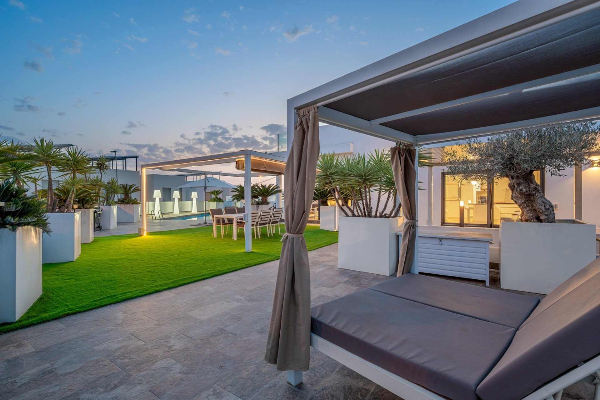 Resale - Detached Villa - Orihuela Costa - Villamartin