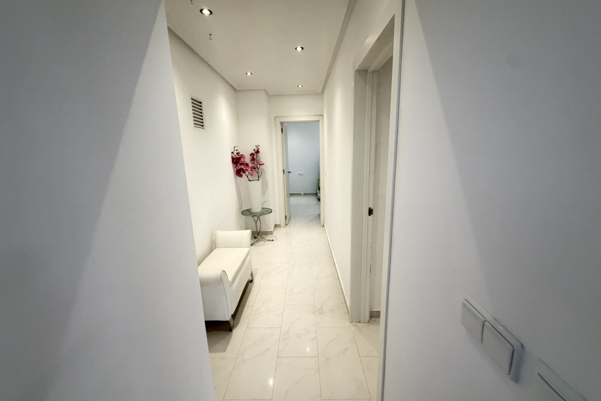 Resale - Detached Villa - San Miguel de Salinas - Lake View Mansions