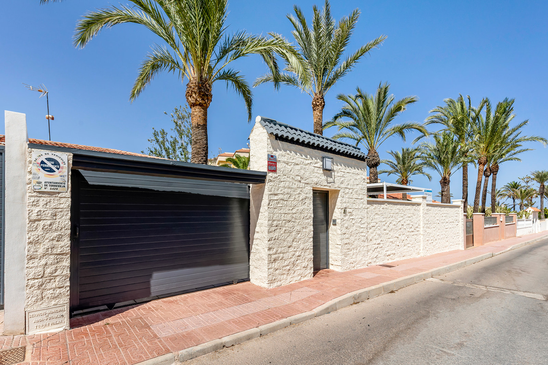Resale - Detached Villa - Torrevieja - Rocio del Mar