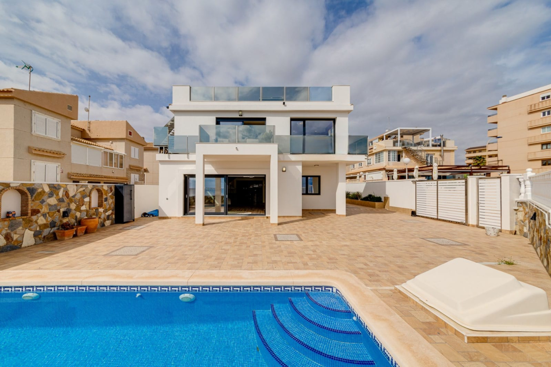Resale - Detached Villa - Torrevieja - Torre La Mata