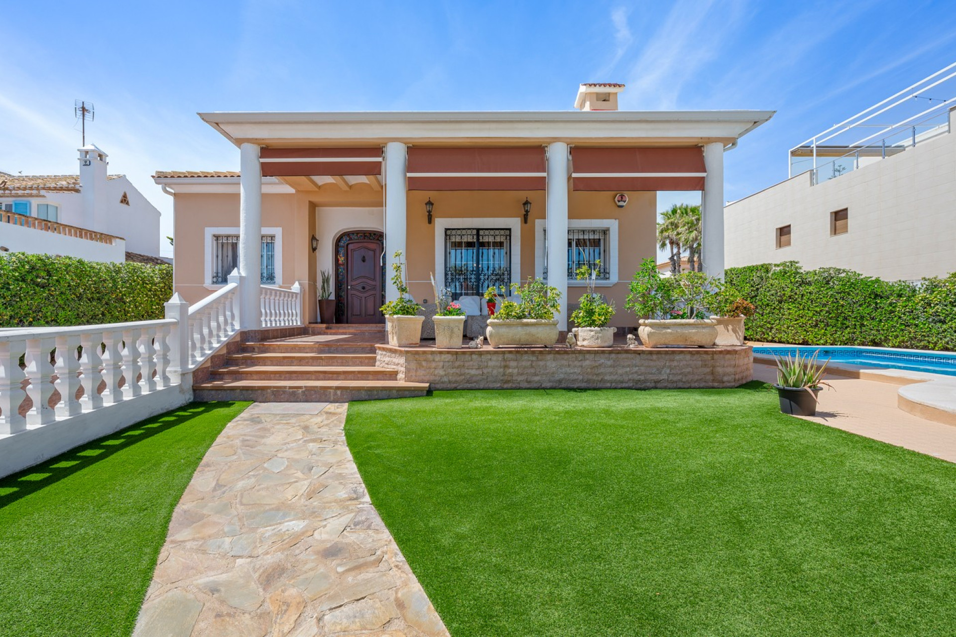 Resale - Detached Villa - Torrevieja - Torre La Mata