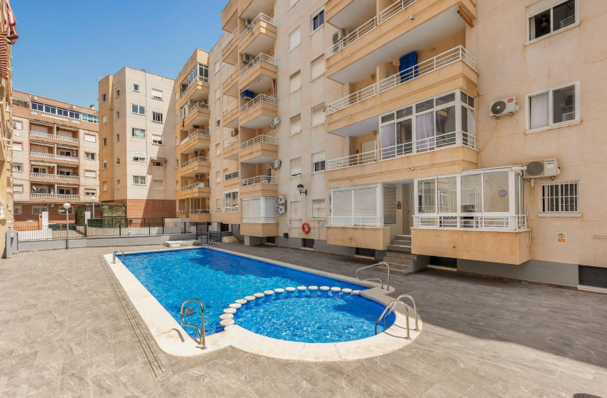 Resale - Flat - Torrevieja - Estacion de autobuses