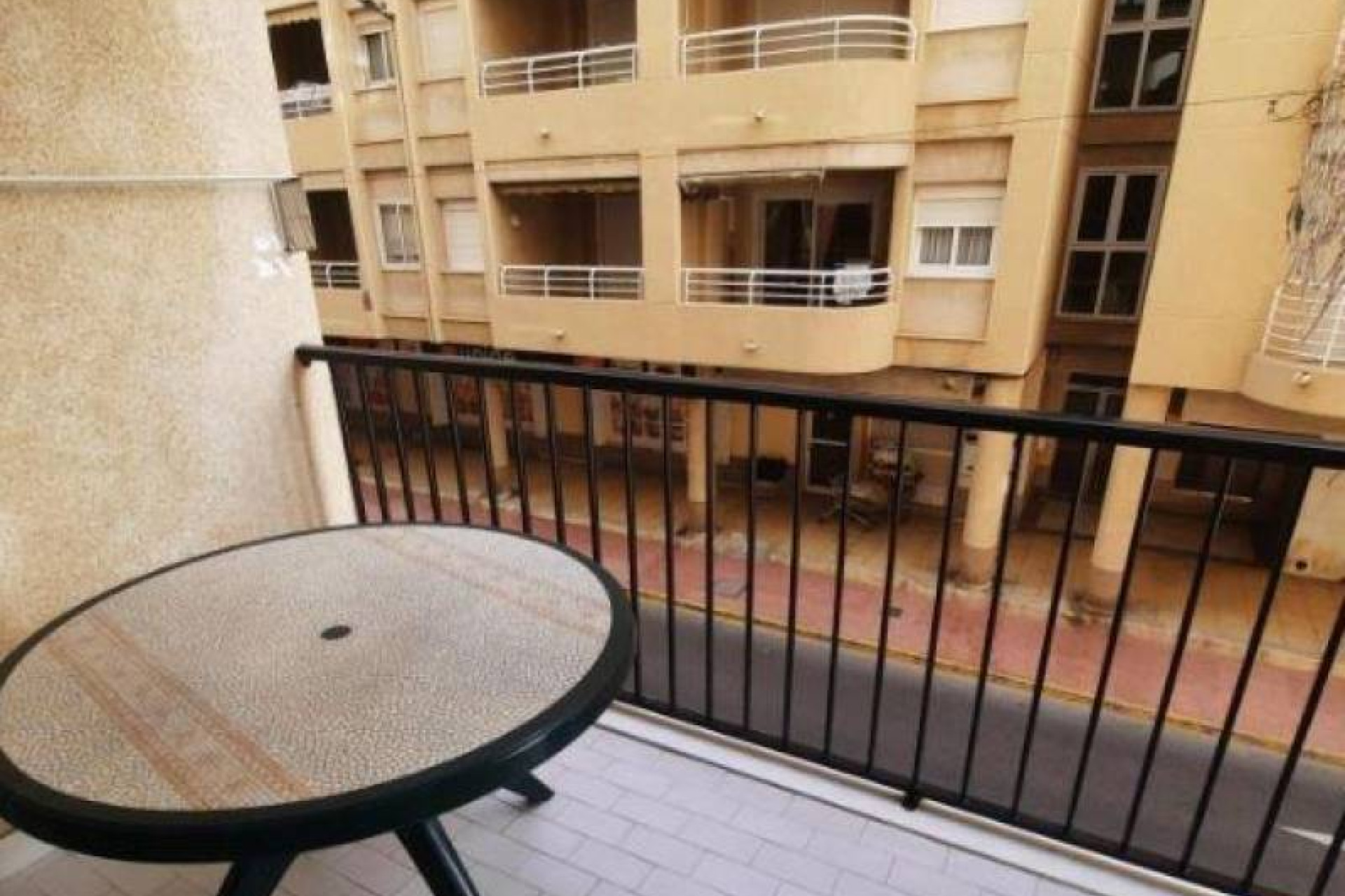 Resale - Flat - Torrevieja - La Mata