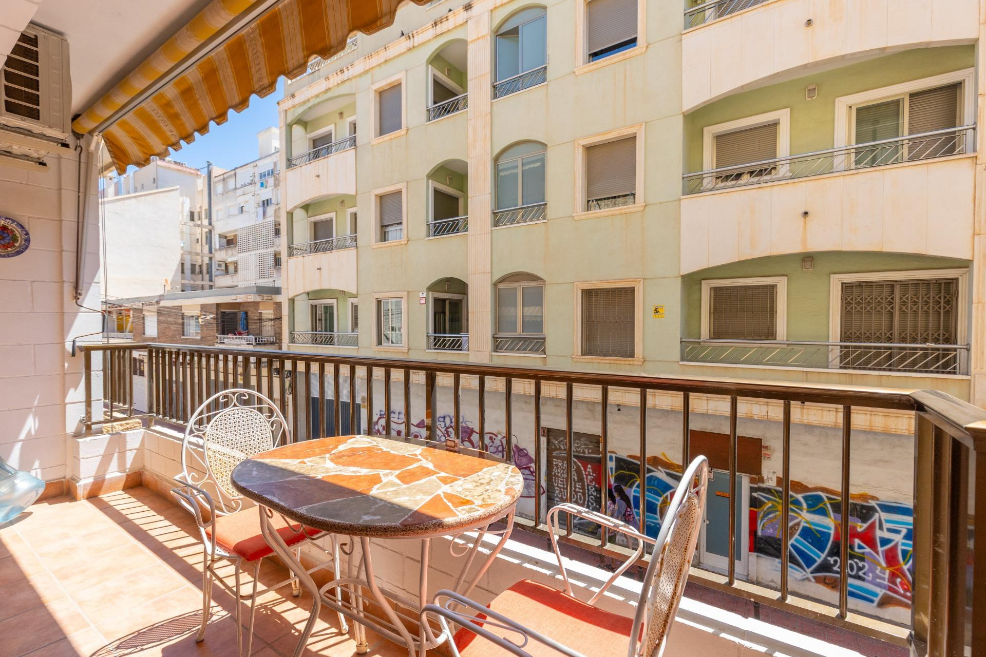 Resale - Flat - Torrevieja - Paseo maritimo
