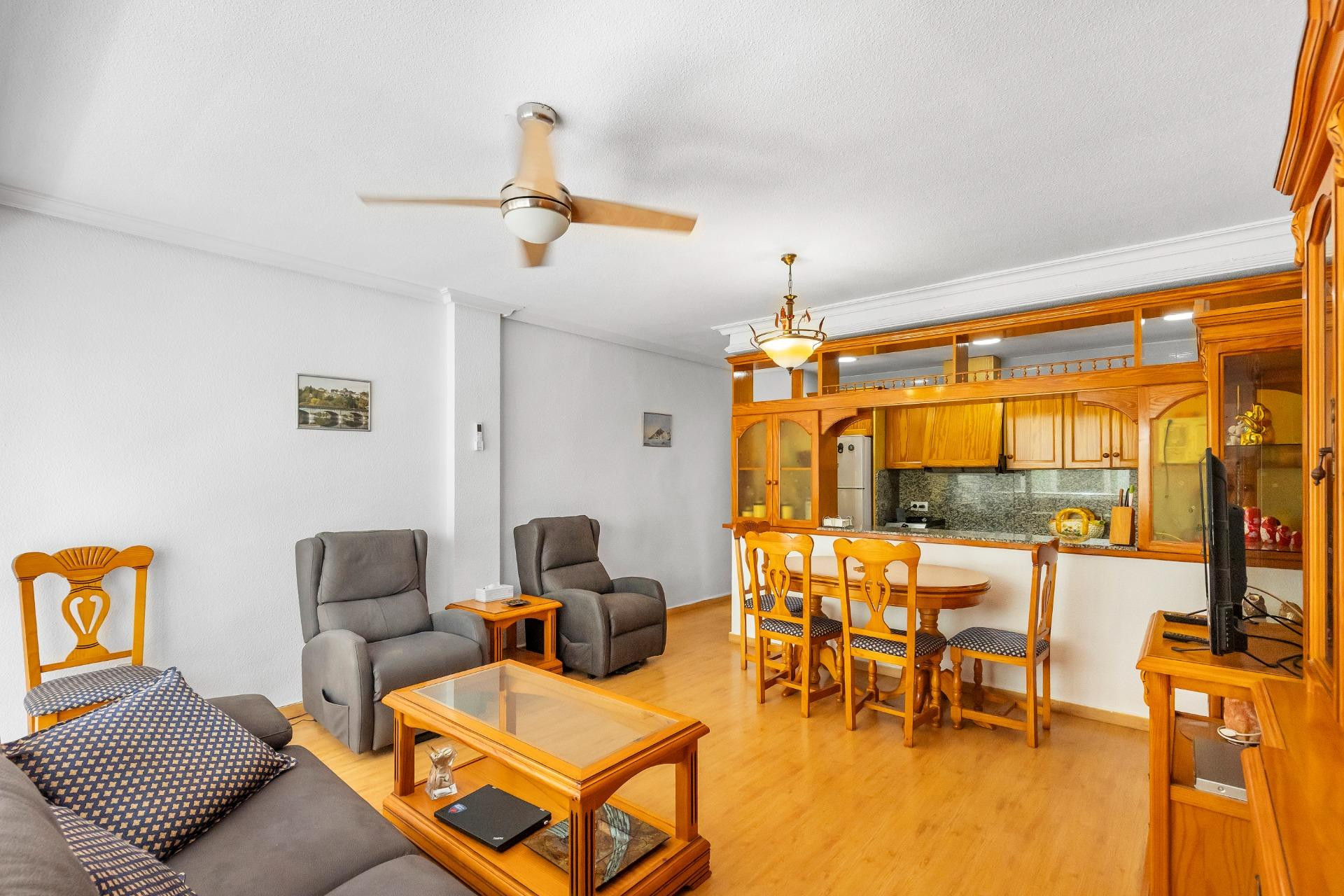 Resale - Flat - Torrevieja - Paseo maritimo
