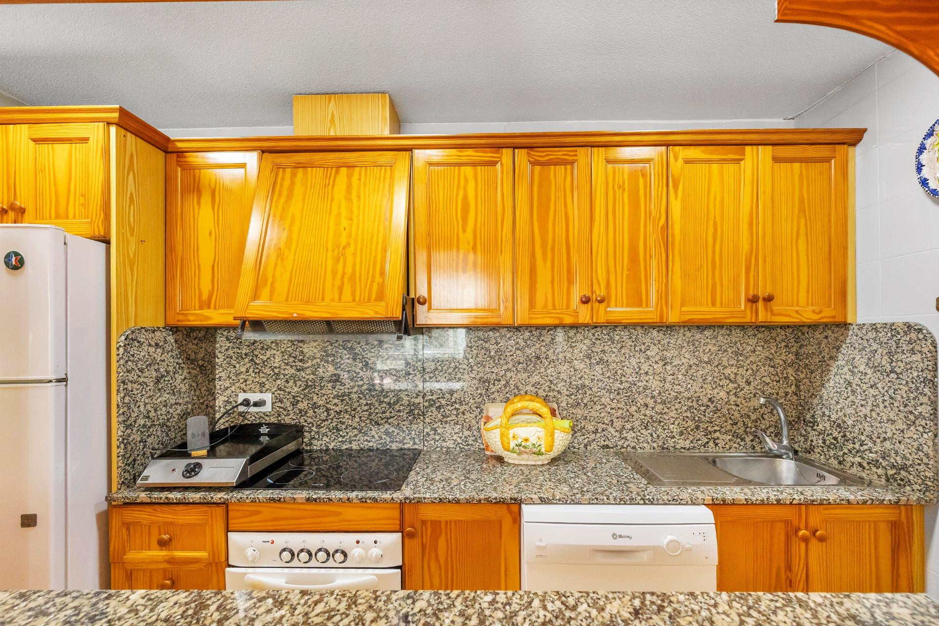 Resale - Flat - Torrevieja - Paseo maritimo