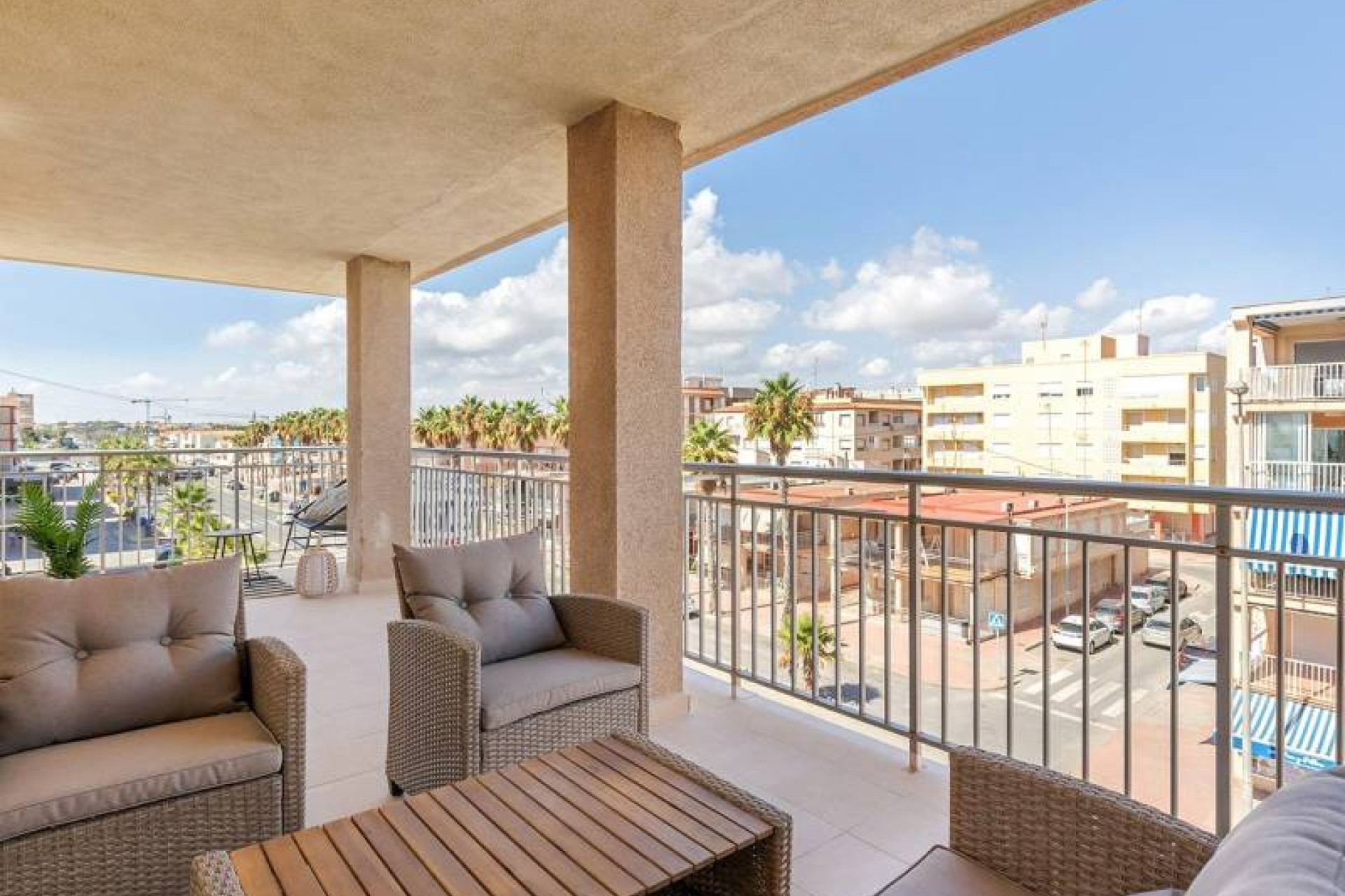 Resale - Flat - Torrevieja - Playa de los Naufragos