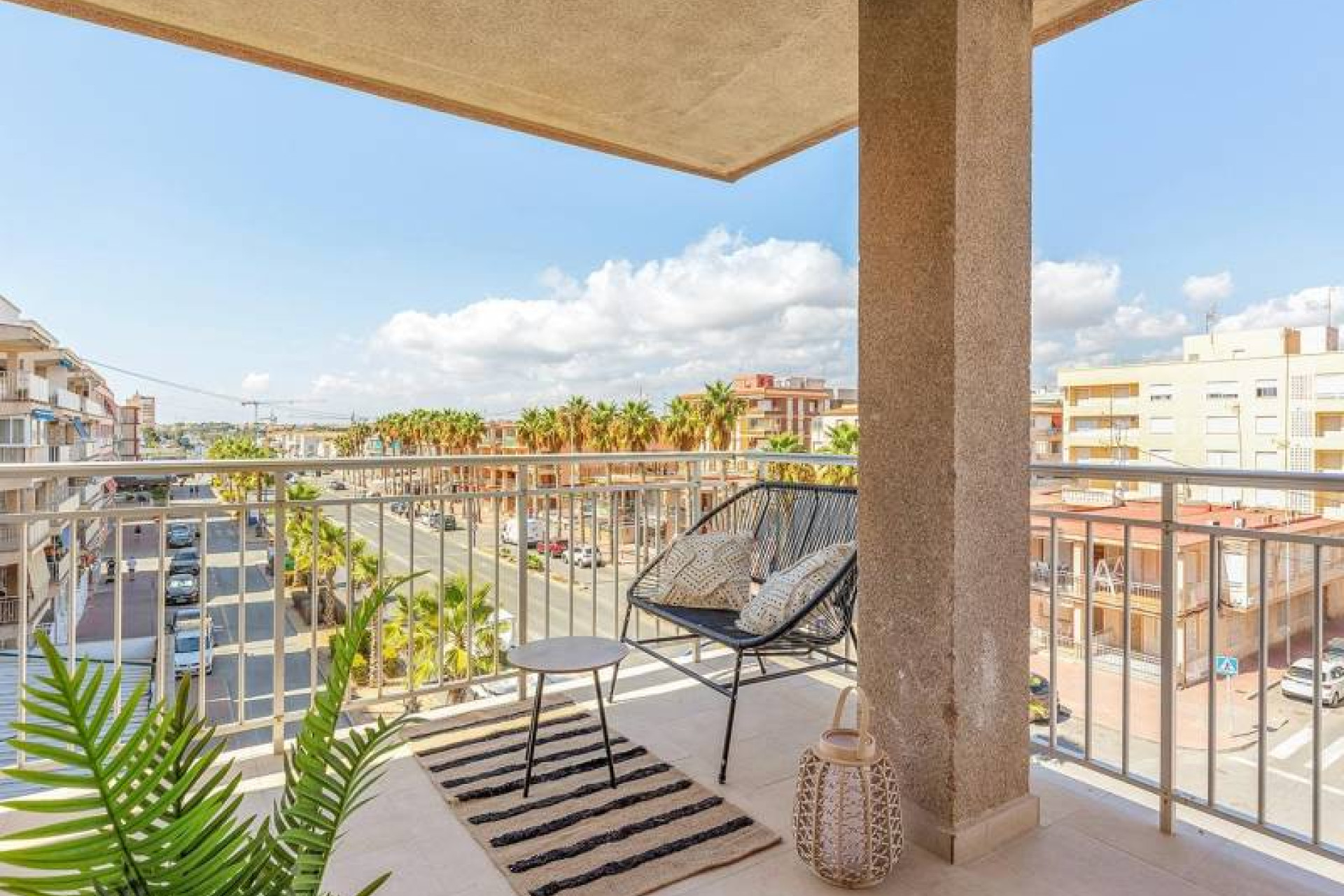 Resale - Flat - Torrevieja - Playa de los Naufragos