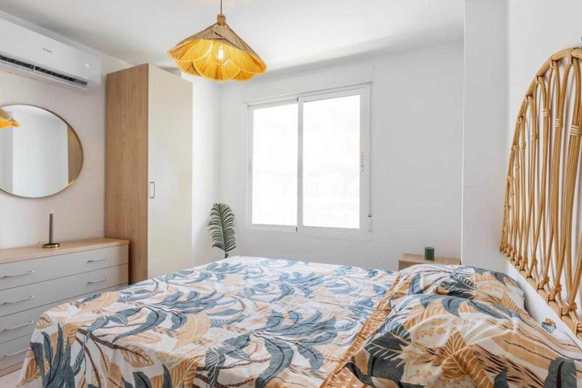 Resale - Flat - Torrevieja - Playa de los Naufragos