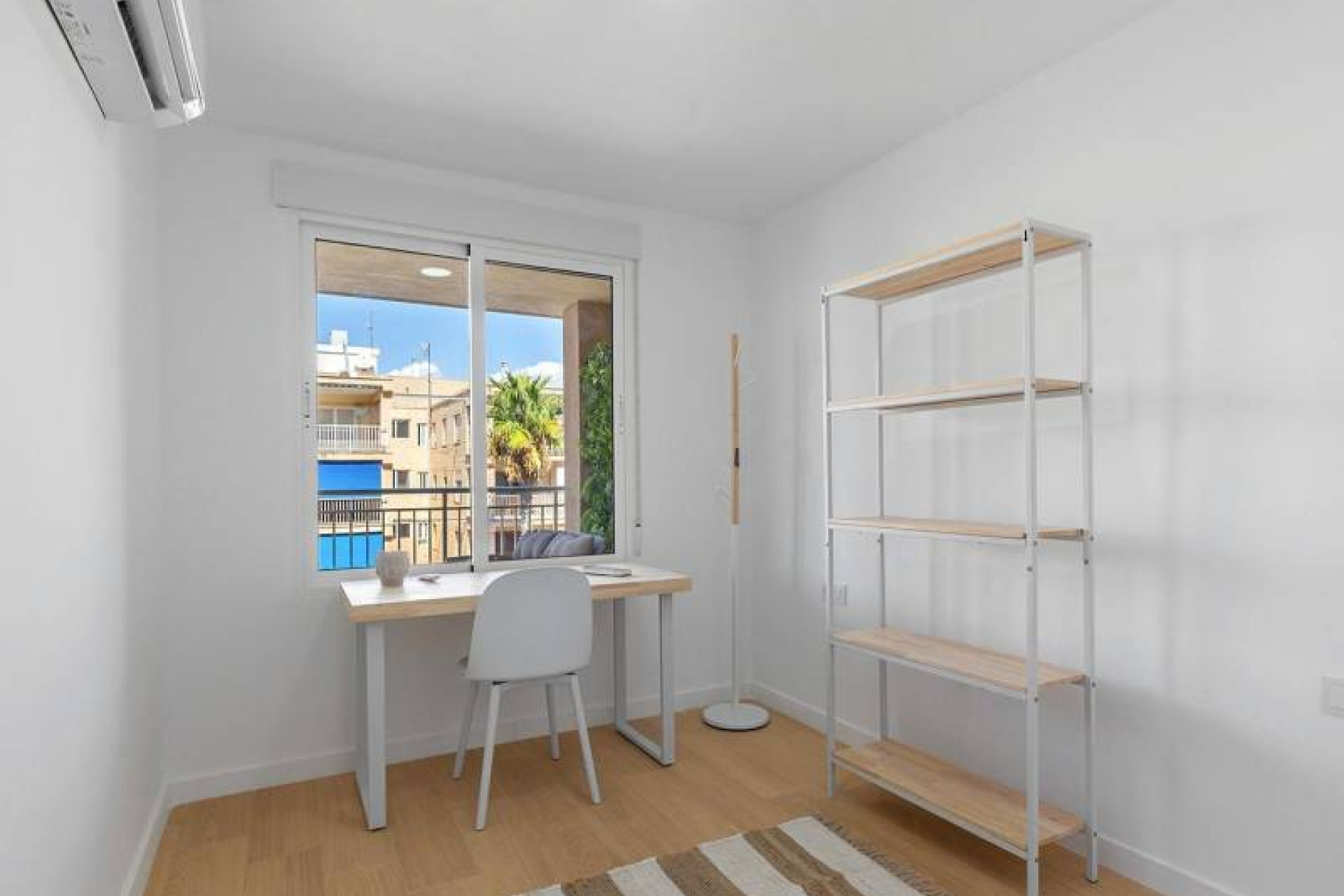 Resale - Flat - Torrevieja - Playa de los Naufragos