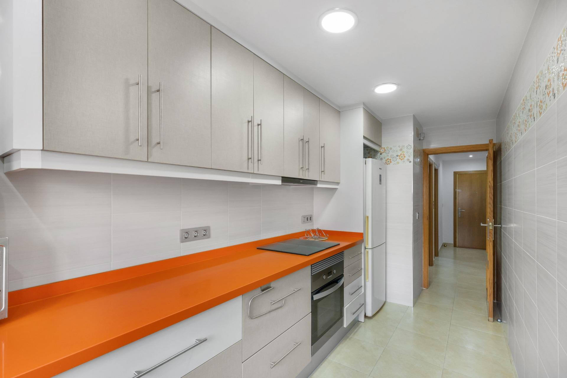 Resale - Flat - Torrevieja - torrevieja
