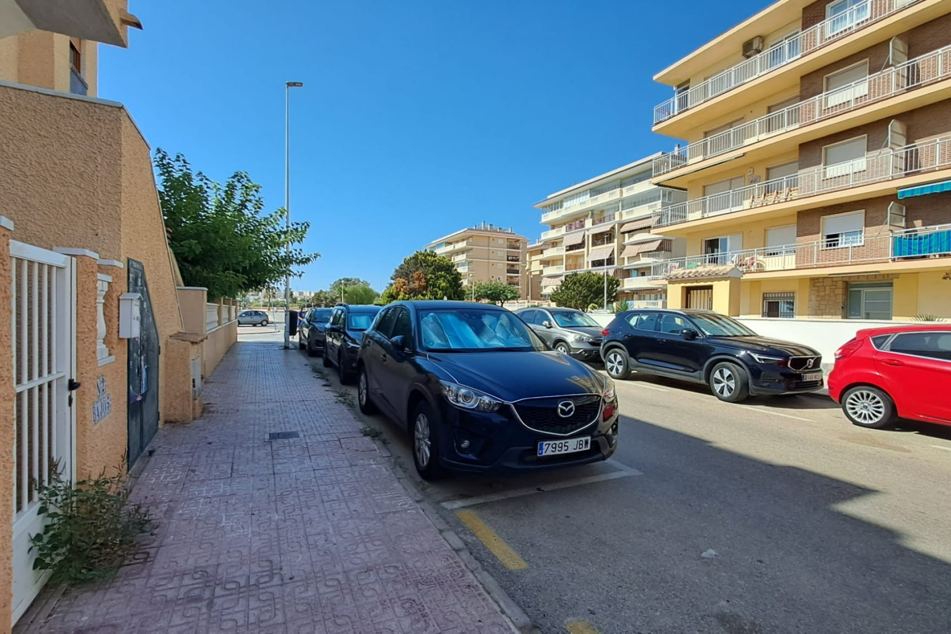 Resale - Garage - La Mata