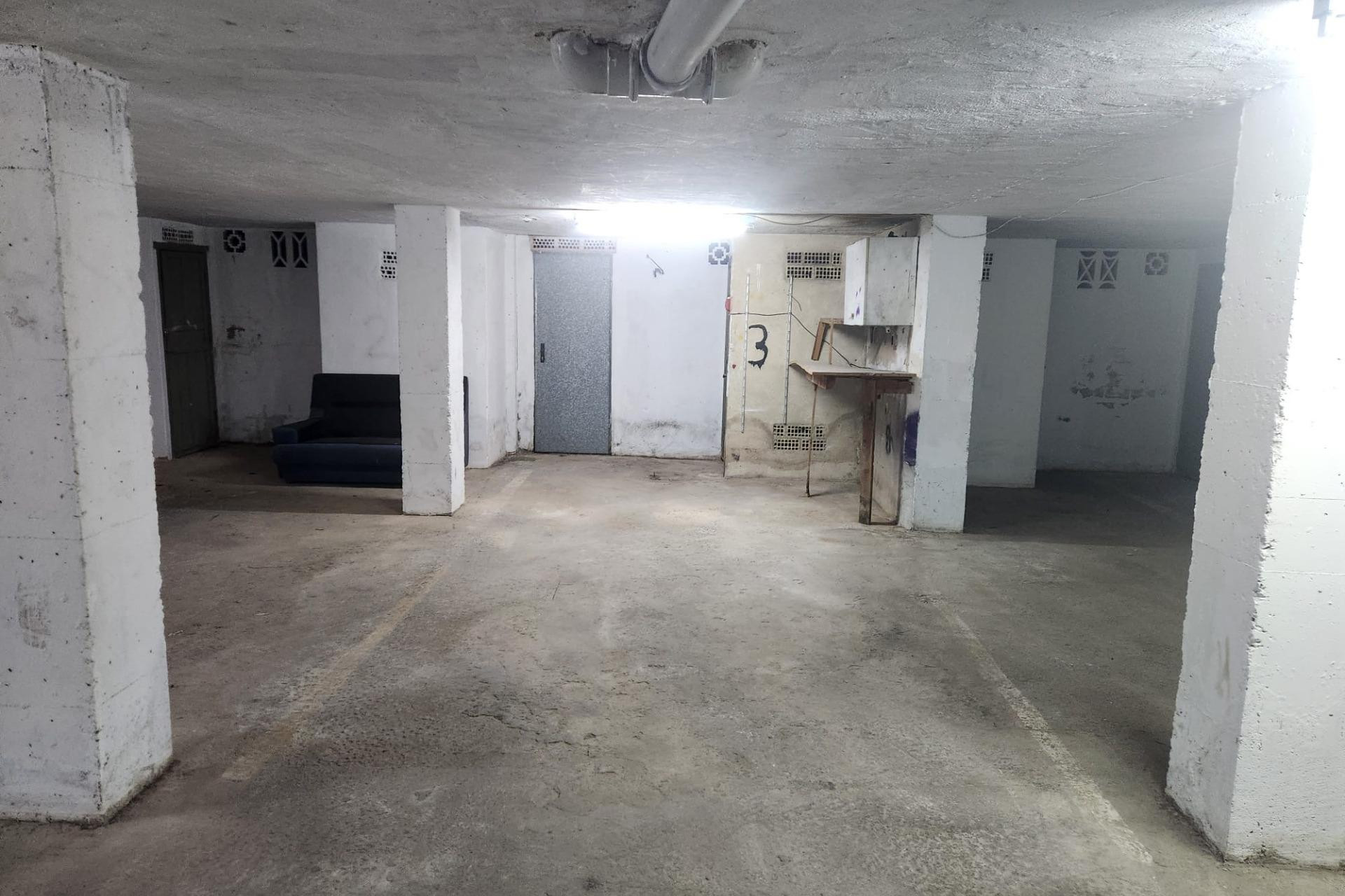 Resale - Garage - Torrevieja - Playa del cura