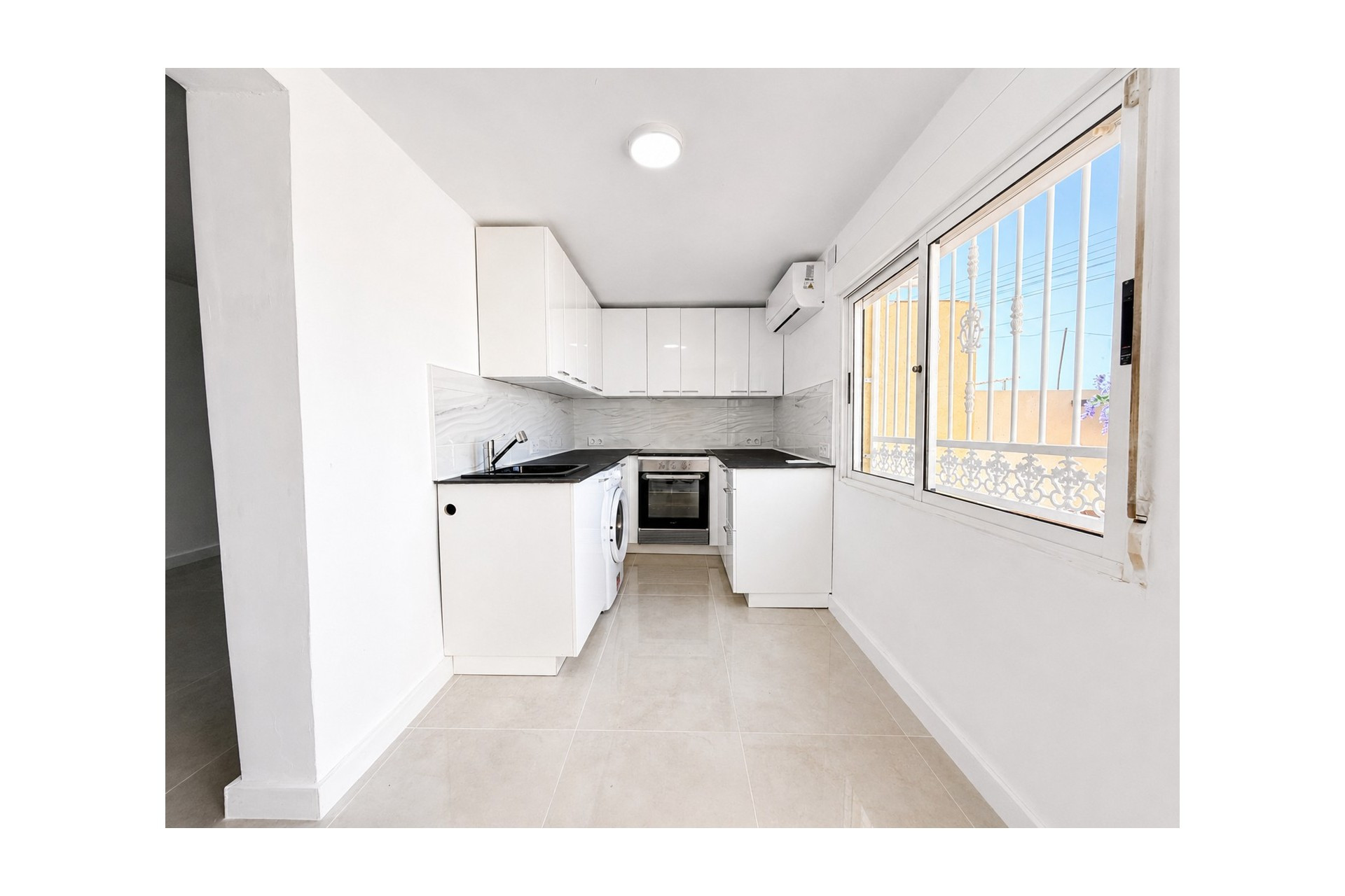 Resale - Ground Floor Bungalow - Torrevieja - La Siesta - El Salado - Torreta