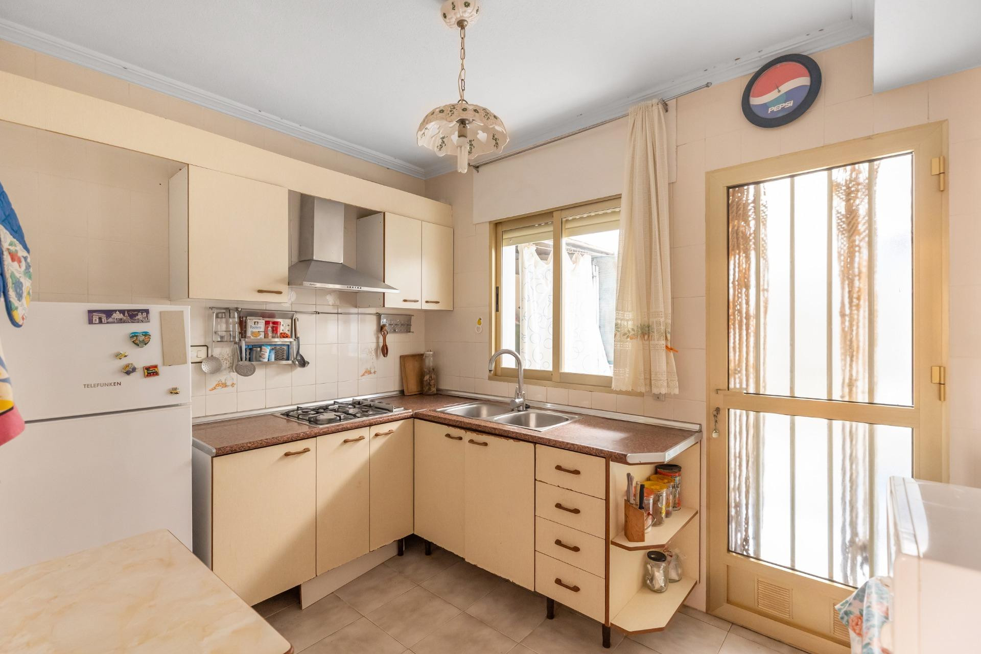 Resale - Ground Floor - Torrevieja - Acequion