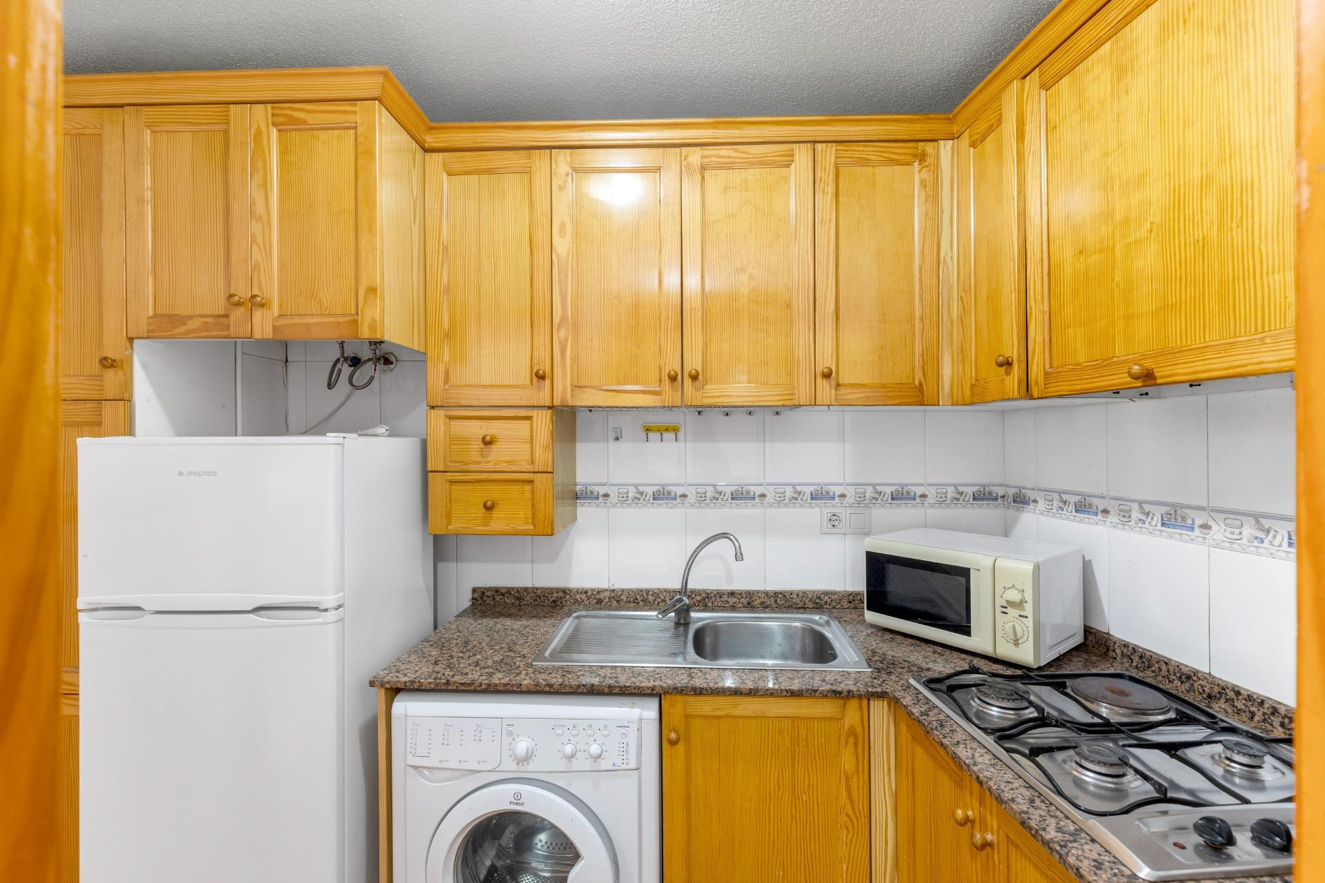 Resale - Ground Floor - Torrevieja - Estacion de autobuses