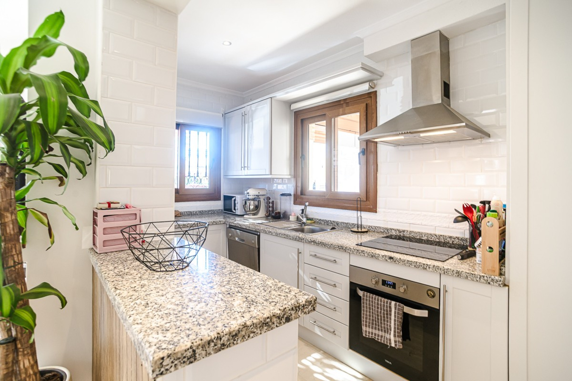 Resale - House - Algorfa