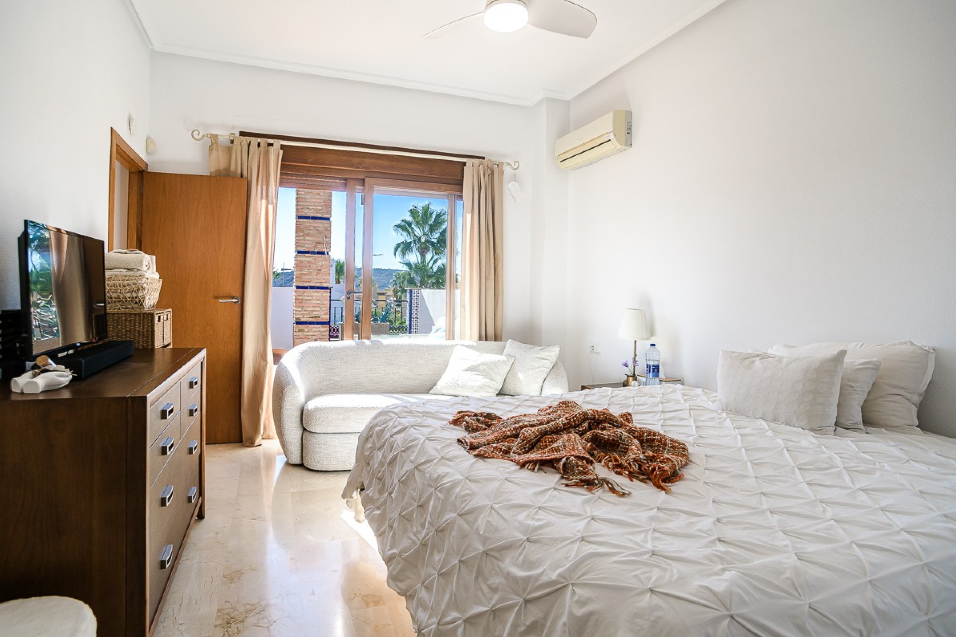 Resale - House - Algorfa