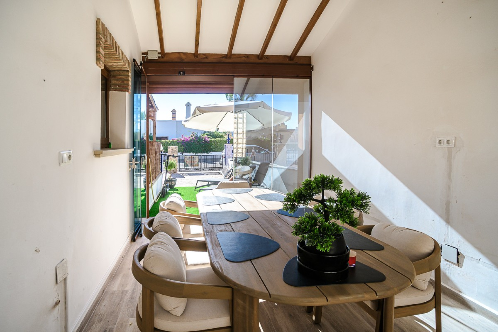 Resale - House - Algorfa