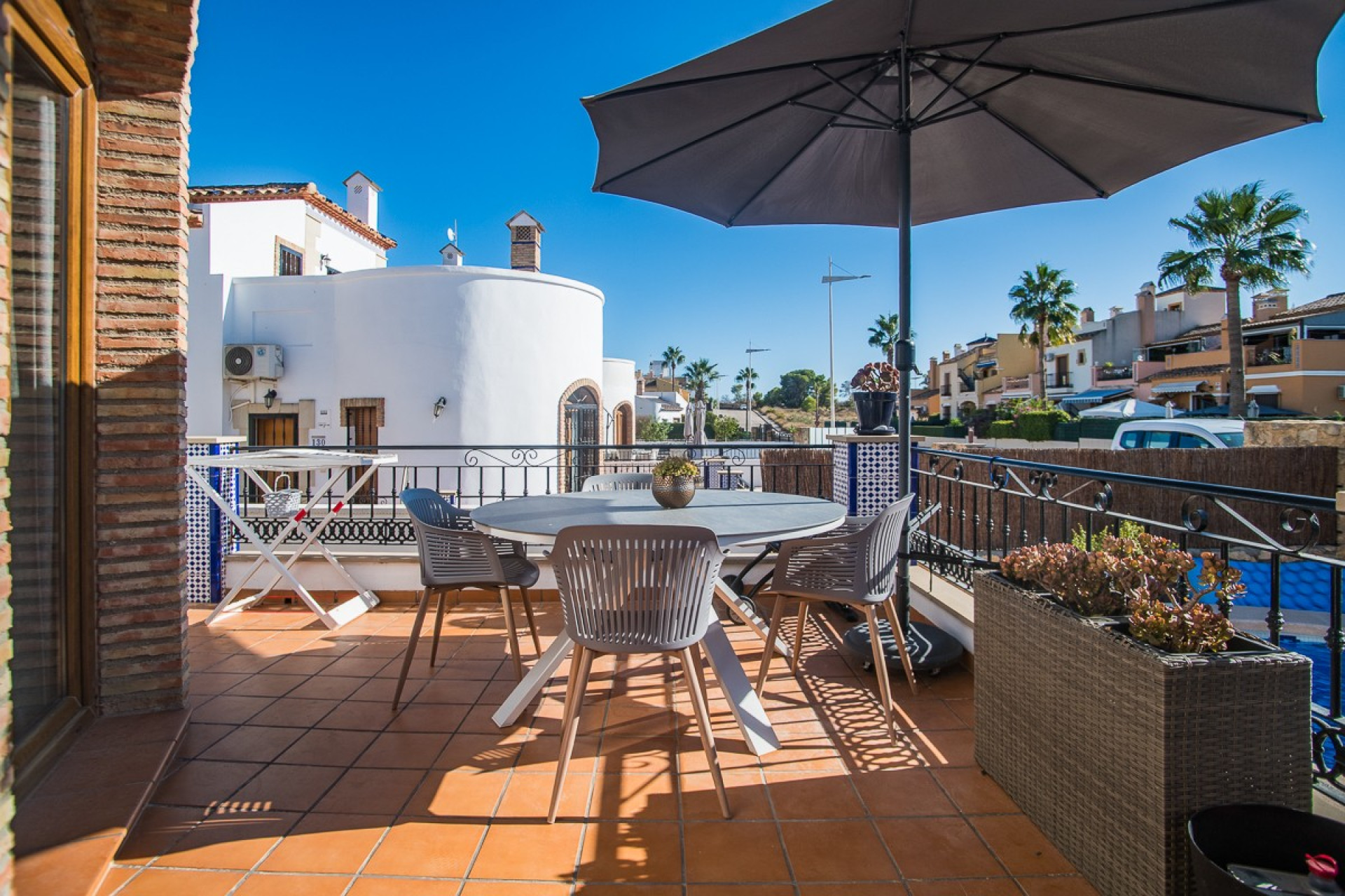 Resale - House - Algorfa