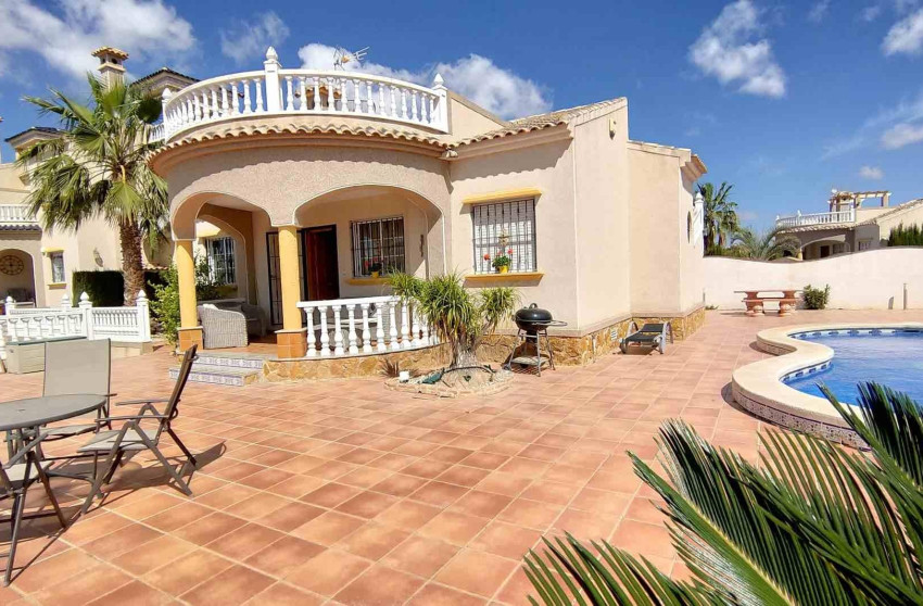 Resale - House - Guardamar del Segura - Urb el raso