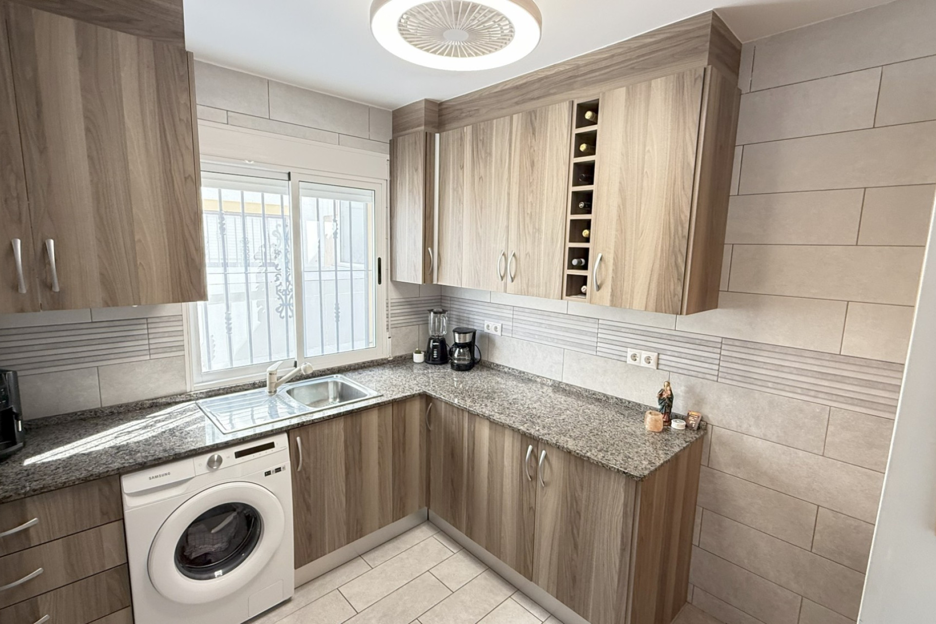 Resale - House - Orihuela Costa - La Zenia