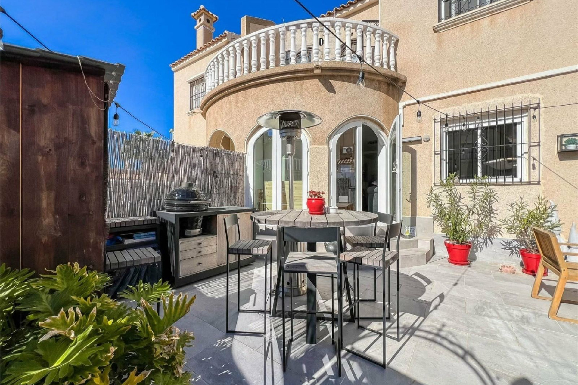 Resale - House - Orihuela Costa - Villamartin