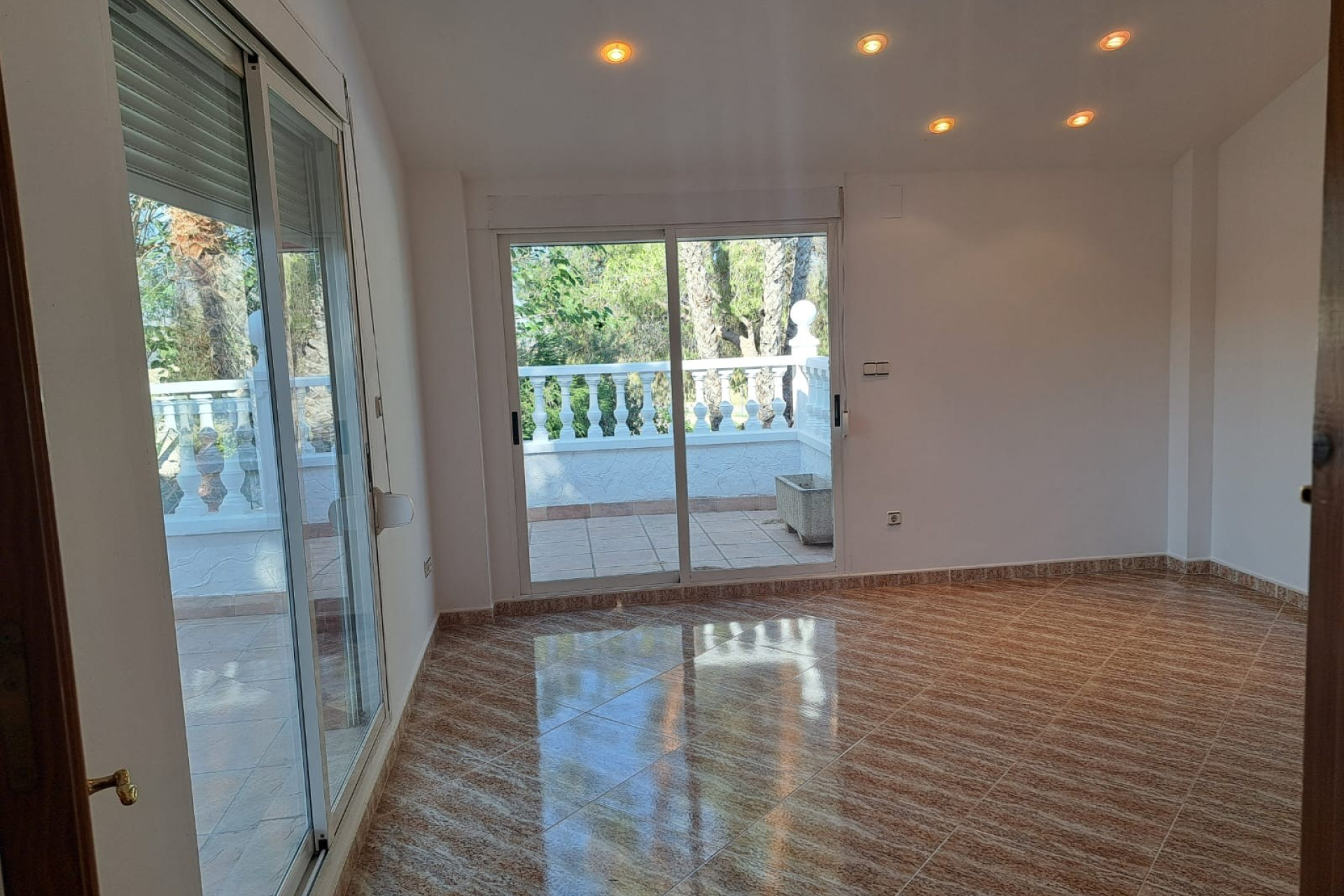 Resale - House - Orihuela