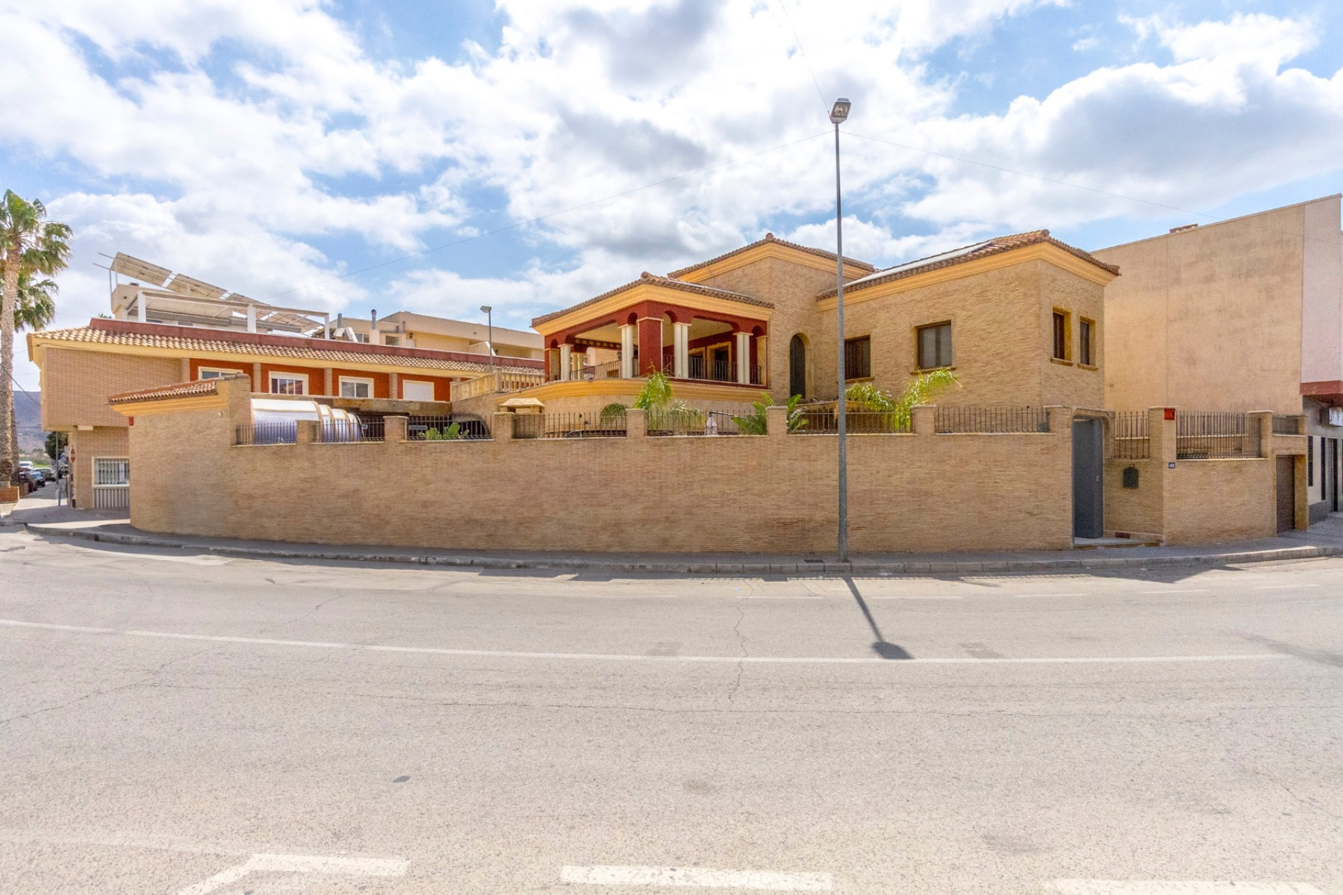 Resale - House - Orihuela