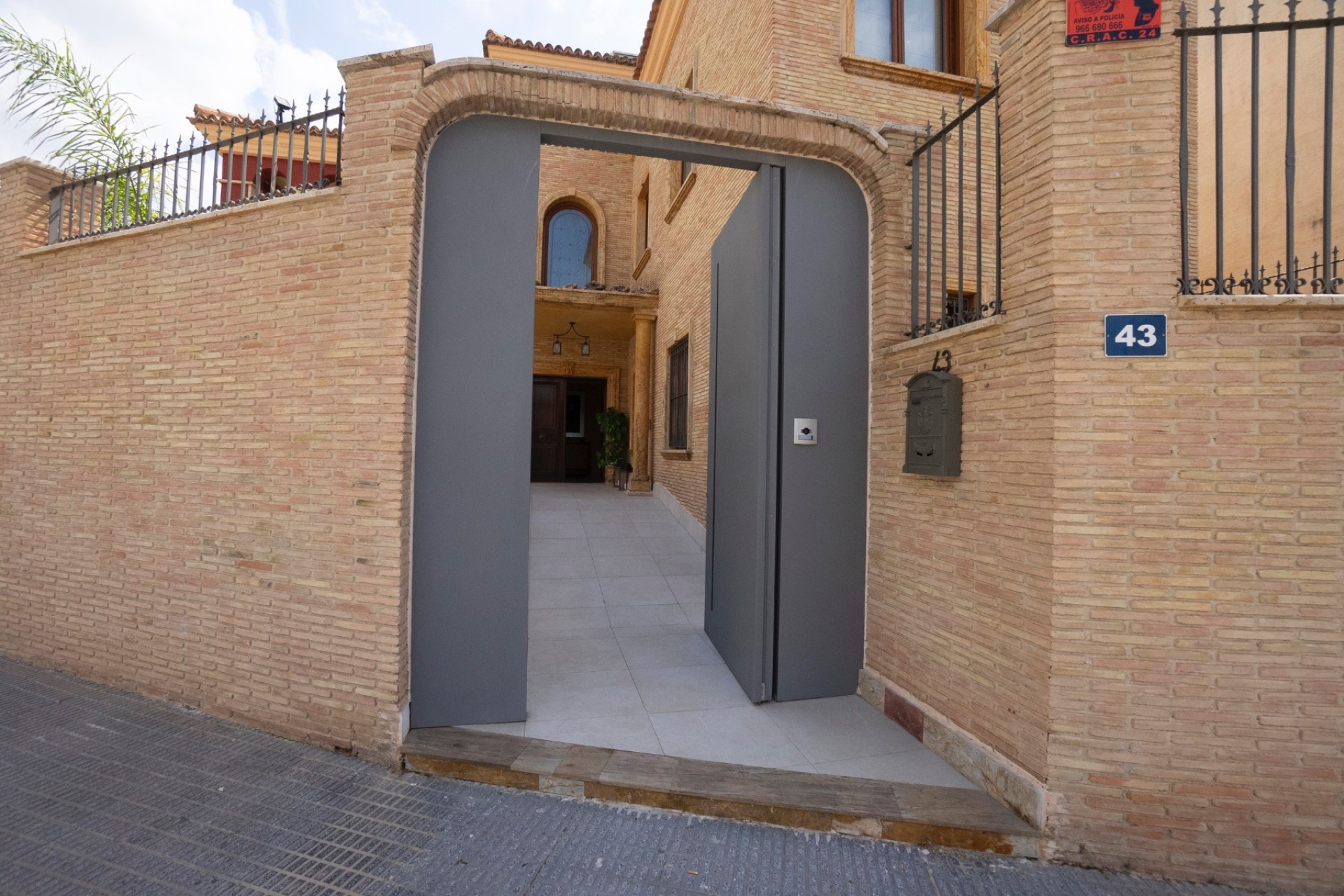 Resale - House - Orihuela