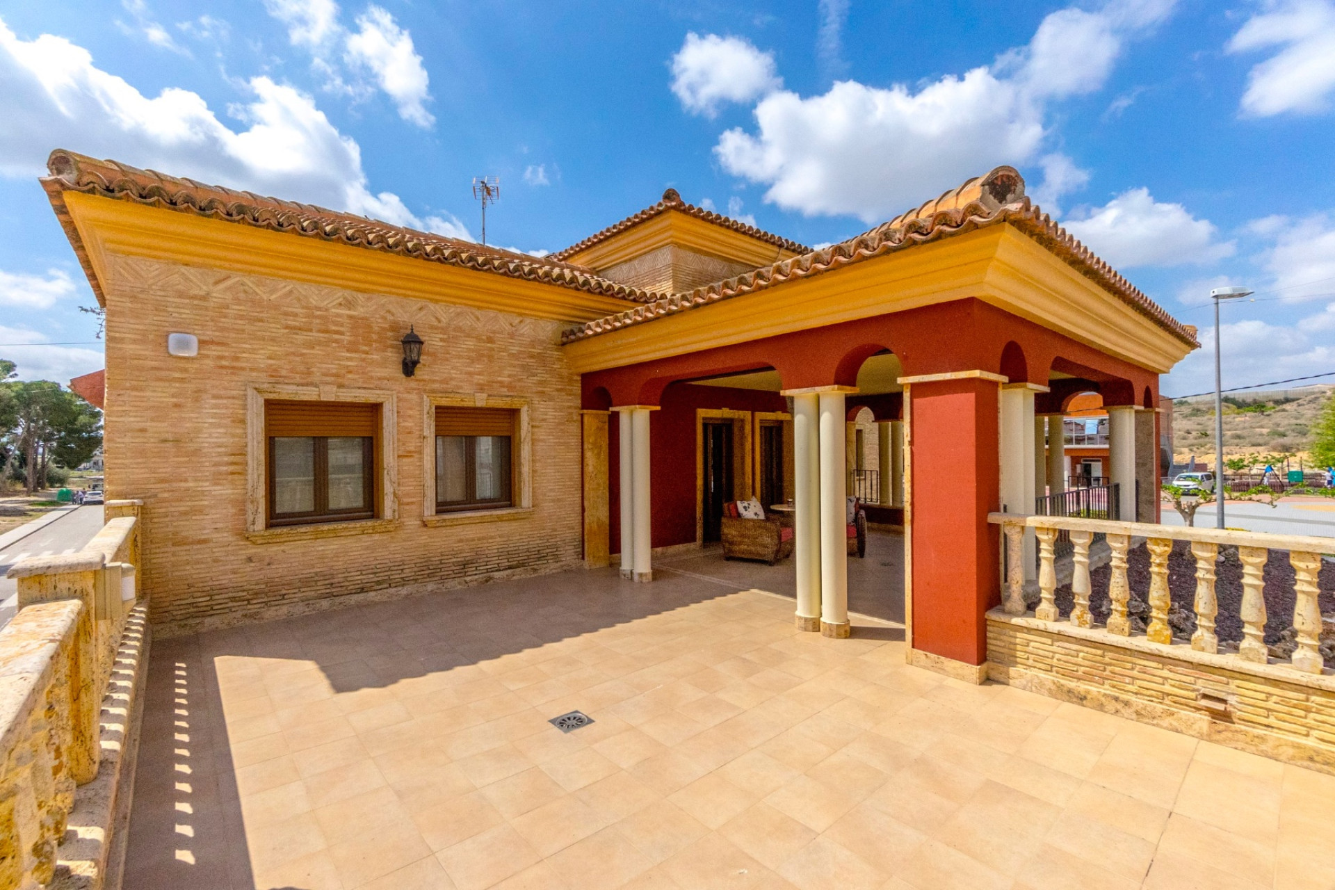 Resale - House - Orihuela