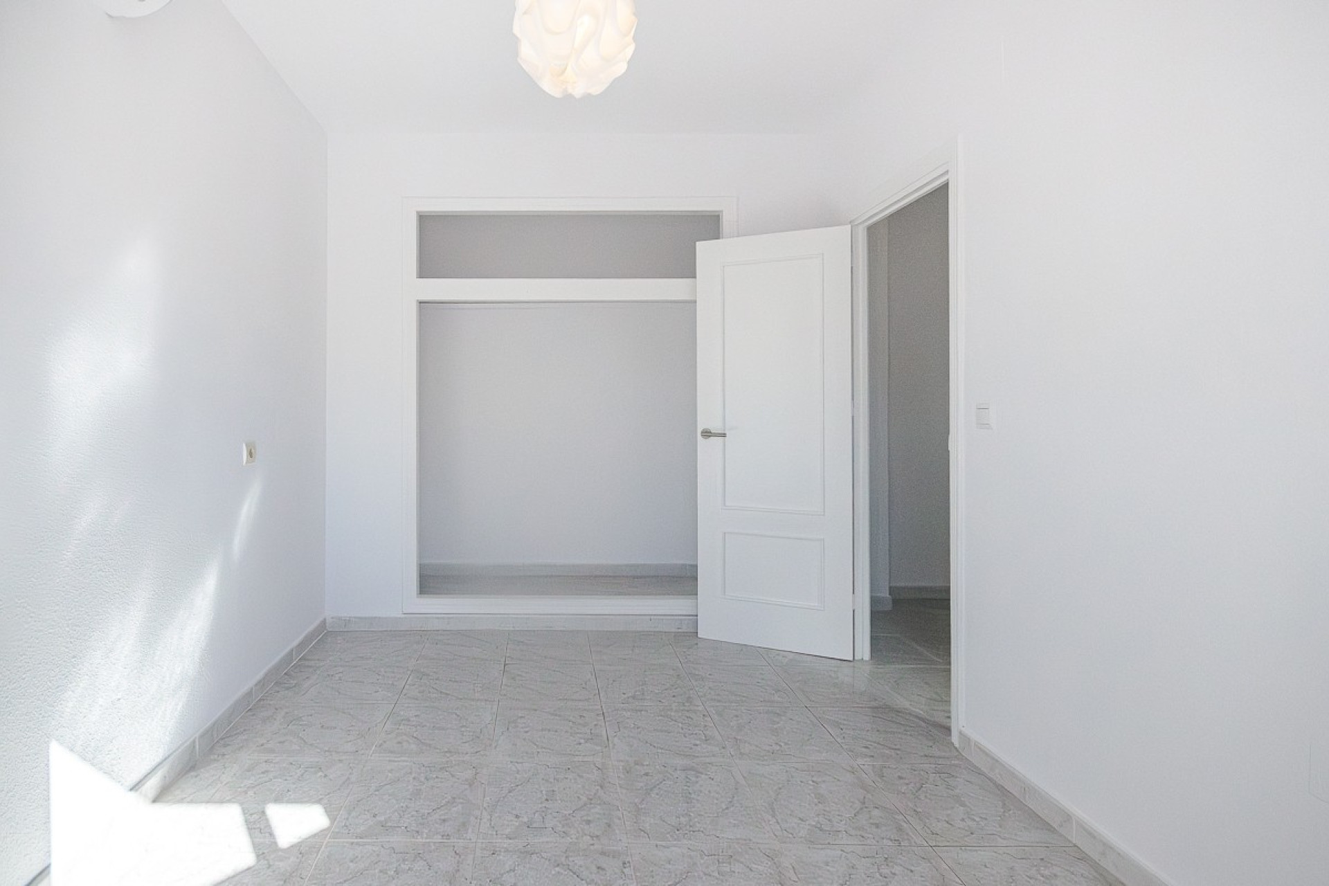 Resale - House - San Miguel de Salinas