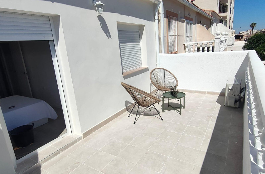 Resale - House - Torrevieja - Torreblanca
