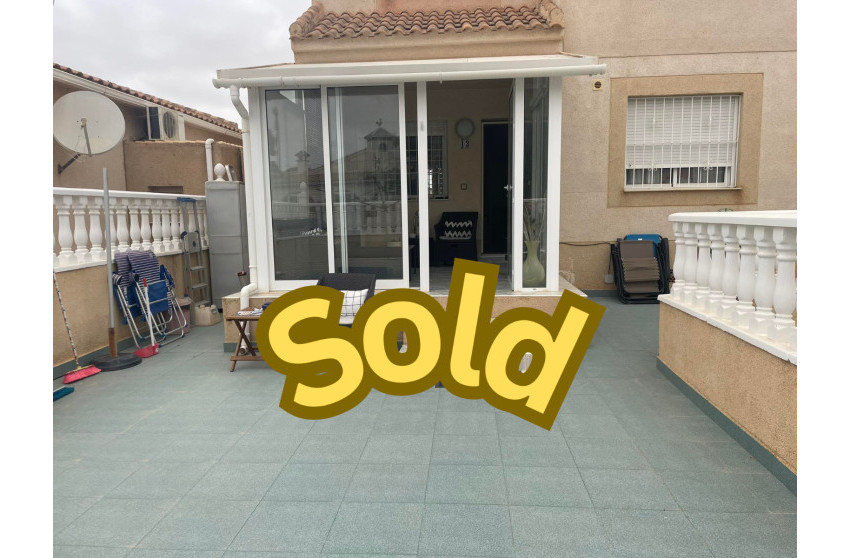 Resale - House - Townhouse - Torrevieja - Los balcones