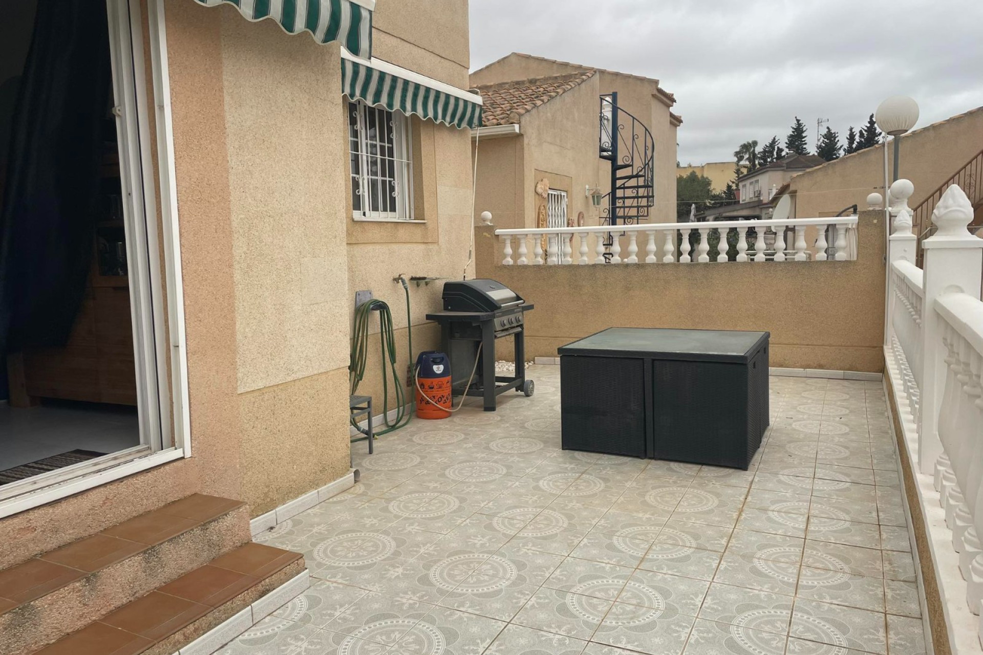 Resale - House - Townhouse - Torrevieja - Los balcones