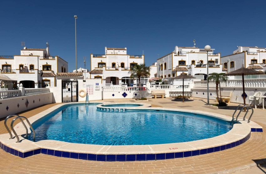 Resale - Quad Villa - Los Montesinos - Entre Naranjos / Vistabella Golf